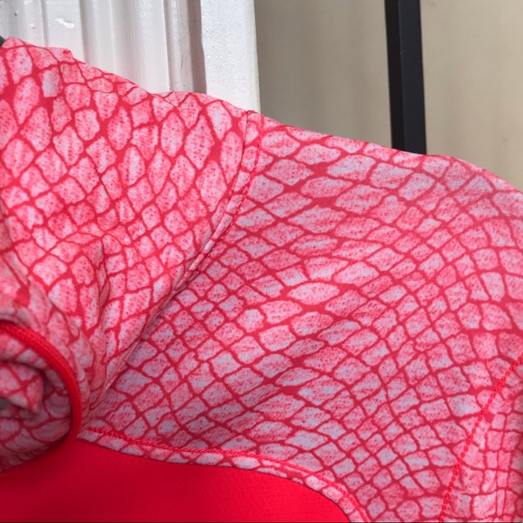 Under Armour Snakeskin 1/4 zip pullover - Picture 4 of 5